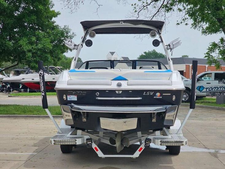 2016 Malibu wakesetter 23 lsv