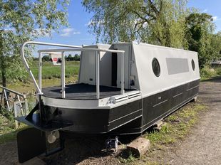 30Ft Cruiser Stern Narrowboat Full Refit