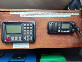 Hunter Sonata MKll - Navigation Instruments