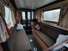 Windemere - 70 foot cruiser stern narrow boat