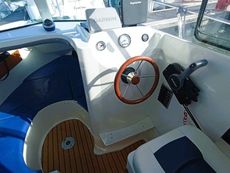 2004 Beneteau Antares 650