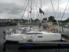 Sun Odyssey 349 lift keel
