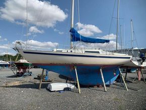 Cutlass  27  - Exterior