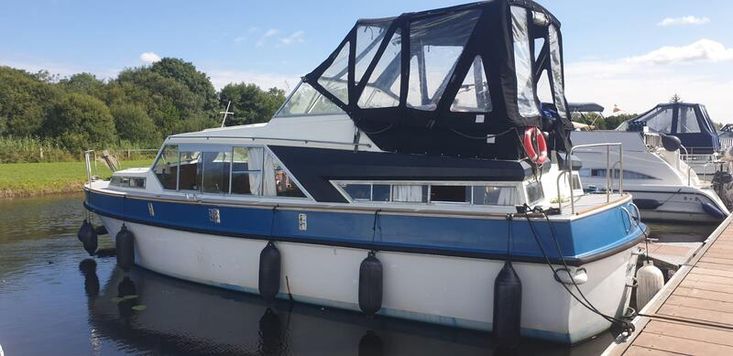 Broom Ocean 37' Single END OF SEASON BARGAIN 
