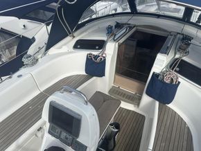 2007 Bavaria 37 Cruiser 7