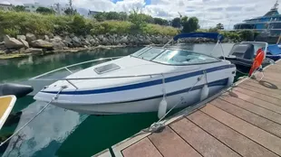 2005 Crownline 220 CCR