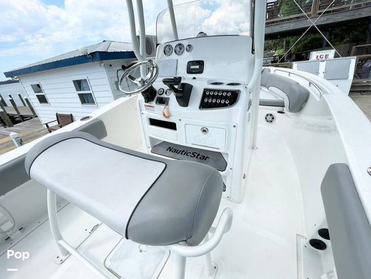 2022 Nauticstar 2102 legacy