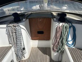 2004 Beneteau Oceanis 473 12