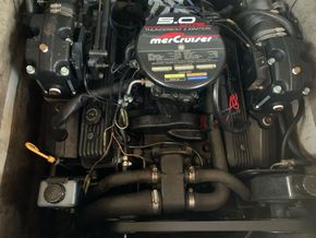 Marada 2102XRT  - Engine