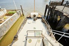 Beautiful houseboat for modern London living, SW10