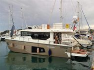 2014 Cranchi Eco Trawler 43