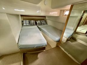 2007 Fairline Targa 38 25