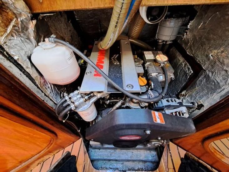 1986 Beneteau First 375