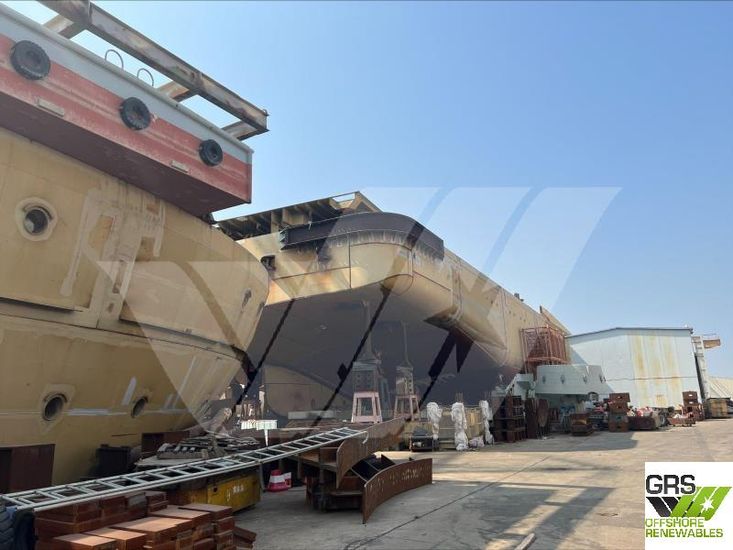 6 months to COMPLETE // 80m / DP 2 Platform Supply Vessel for Sale / #1084783