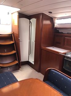 2005 Beneteau Oceanis 423