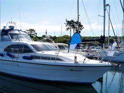 1998 Broom Ocean 38