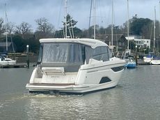 2020 Bavaria R40
