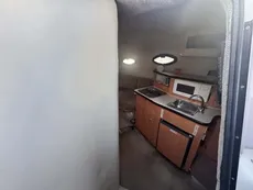 1999 Regal Commodore 242