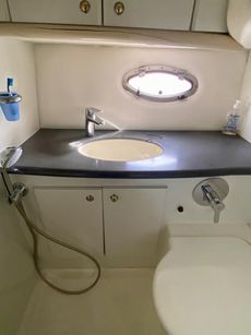 1995 Sunseeker Mustique 42