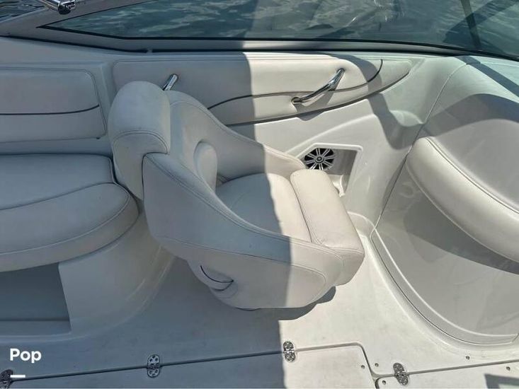 2005 Crownline 240 ex