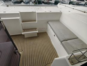 Leopard 50  - Foredeck