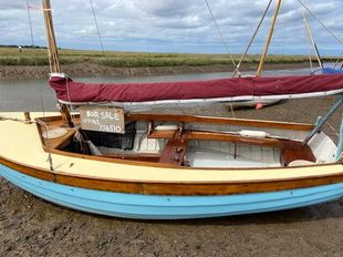 Oyster Clinker Day Sailing boat