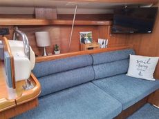 Hunter Legend 38 2007 bilge keel Perfect