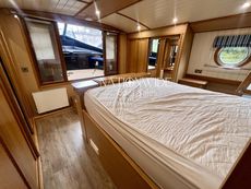 70ft by 14ft Widebeam Cruiser