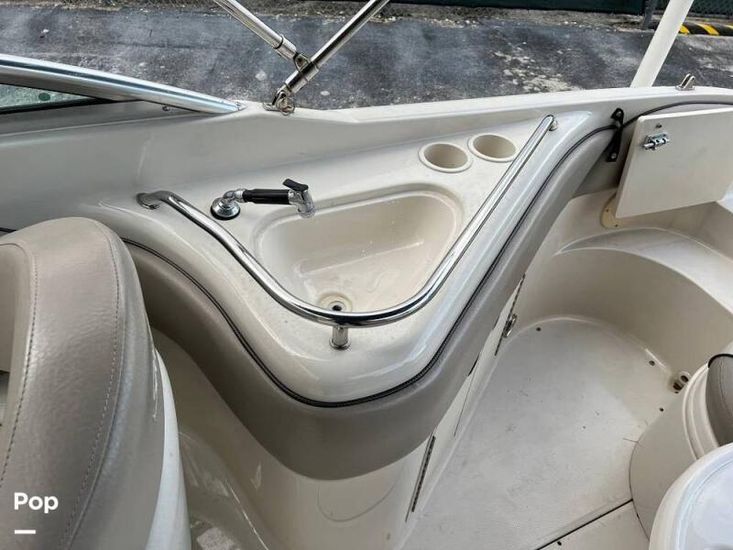 2002 Sea Ray 240 sundeck