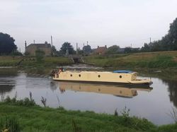Hybrid narrowboat 57&rsquo; cruiser stern 2018