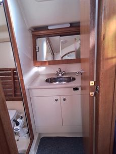 Hunter Legend 38 2007 bilge keel Perfect