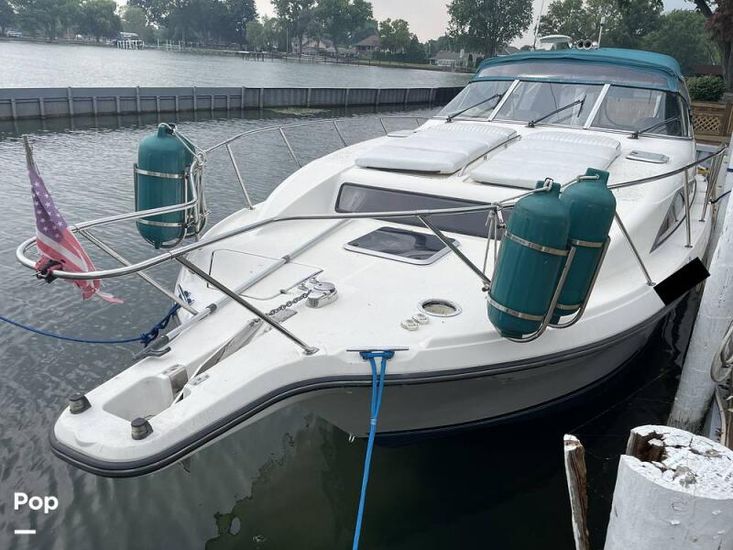 1995 Bayliner 3255 avanti