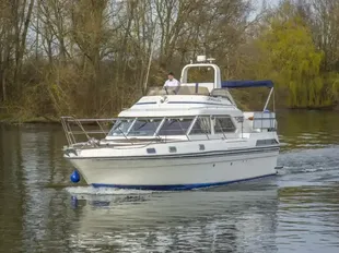 1989 Fairline Turbo 36