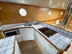 Lambon Hull Ltd Dutch Barge