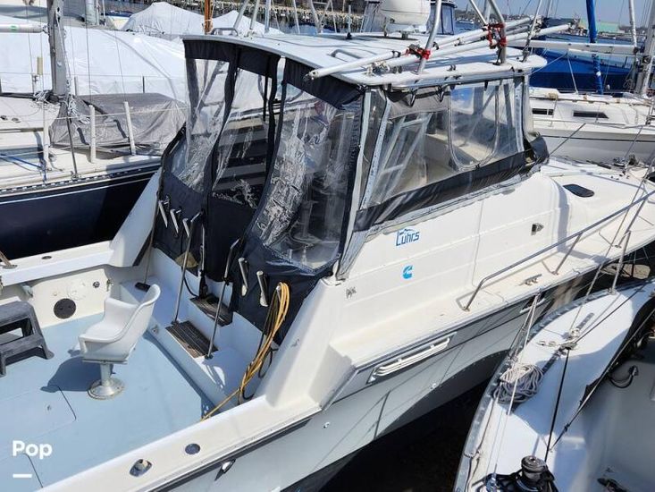 1983 Luhrs 340