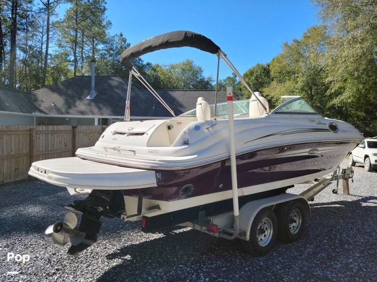 2008 Sea Ray 240 sundeck