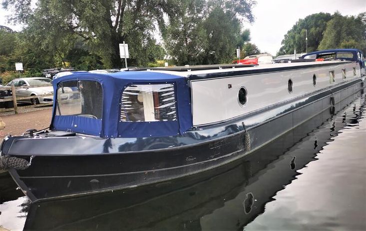 Capt n' Cook 70' wide beam with mooring at Roydon Marina Village