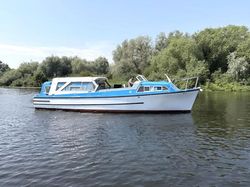 Broom 35 Commander
