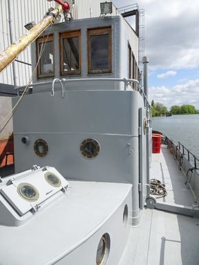 ex-Directie/Inspectievaartuig met CBB