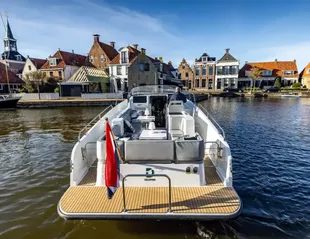 2026 Delphia 10 Lounge