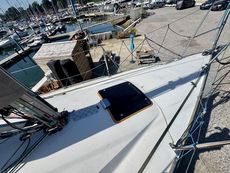 1986 Laser 28