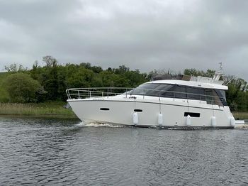 Sealine F42
