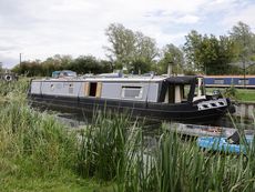 PLAIDY &bull; 46ft 0in, Semi-traditional, 2+0 berths, 2011.