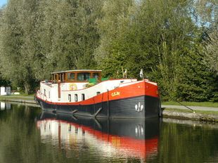 Gem - Replica Luxe Motor Barge 1998