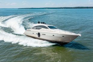 2013 Pershing 64