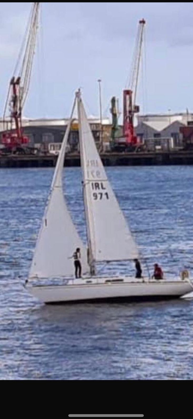 Hustler 30 Sailing Yacht