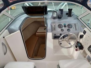 Bayliner Trophy 2102 WA  - Cockpit