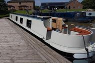 Straight & Narrowboats 2 - NEW 2026 Cruiser Stern Reverse Layout