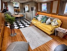68ft by 12ft Widebeam Cruiser