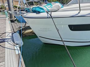Jeanneau Merry Fisher 895 Offshore (2020 model) - Bow